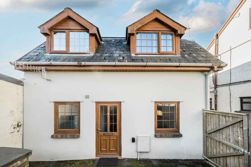 One-Bedroom Ground Floor Flat in Burry Port