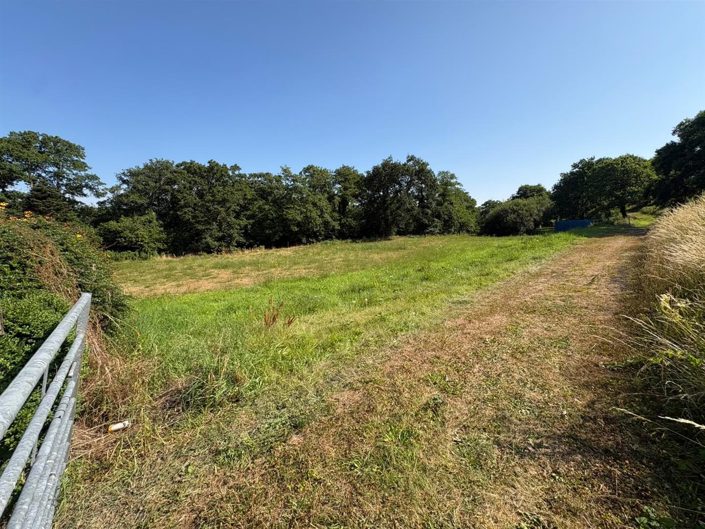 Land @ Old Caepontbren, Colliery Site Pontyates, Llanelli