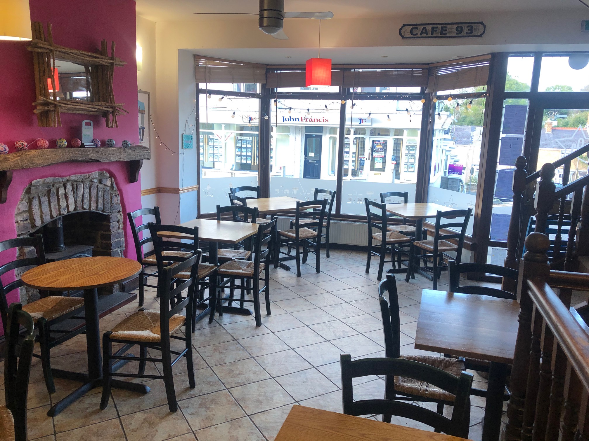 REF. 102 93 Newton Road, Mumbles, Swansea, SA3 4BN Dawsons