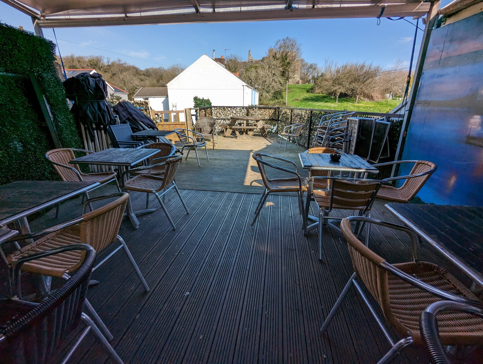 42 Newton Road, The Mumbles, Swansea, SA3 4BQ Dawsons